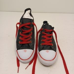 Captain Marvel shoes youth 4 black Red.